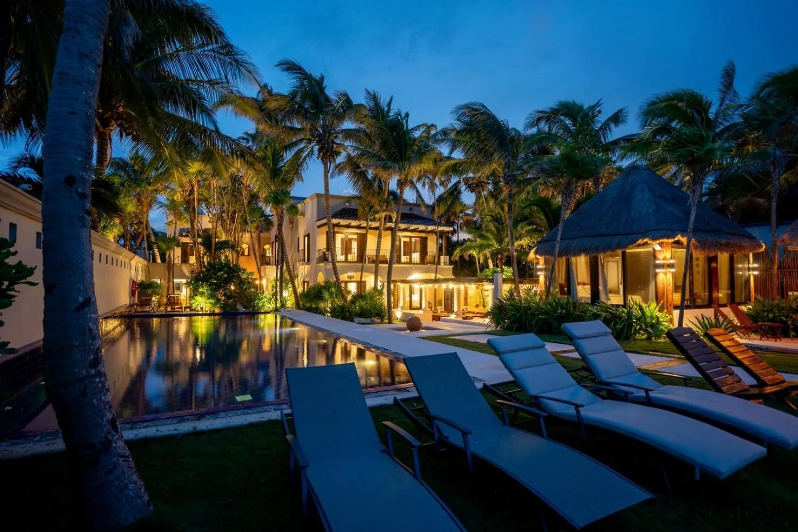 6Br Exclusive Beachfront Villa W/ Pool In Tulum Balcheil